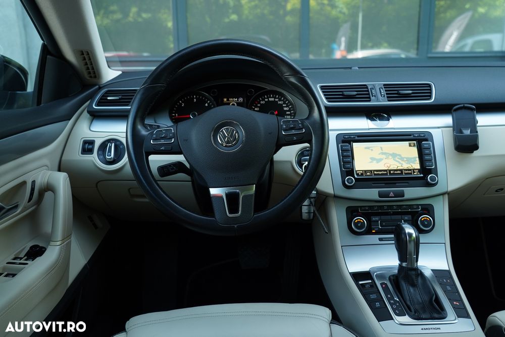 Volkswagen Passat CC 2.0 TDI BMT DSG 4Motion - 12