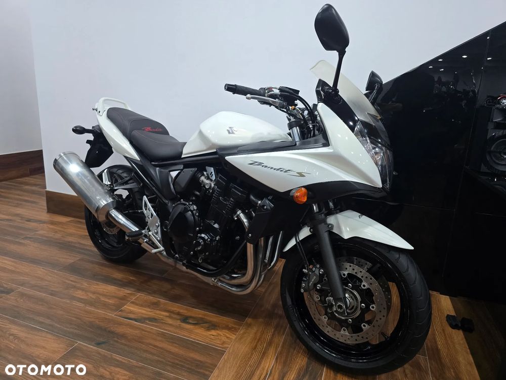 Suzuki Bandit - 35