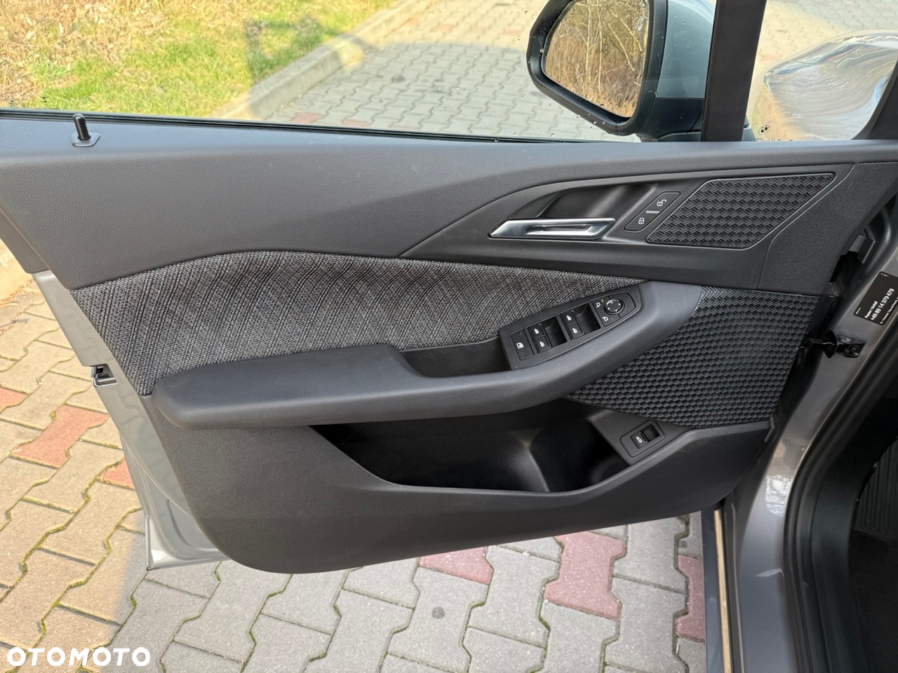 BMW Seria 2 218i Active Tourer - 13