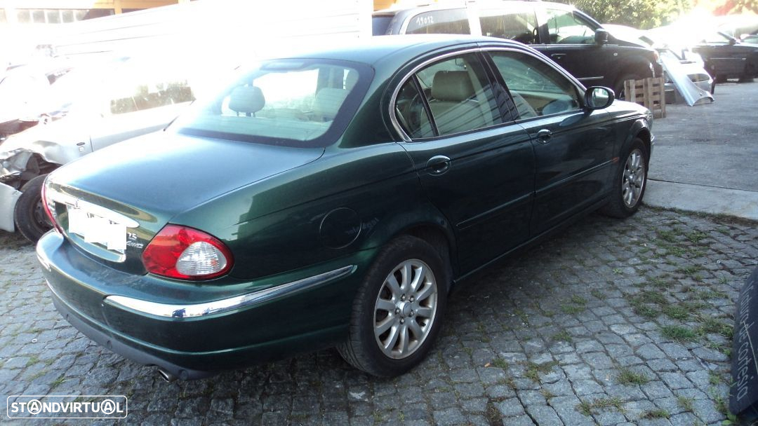 Jaguar X-Type 2.5 V6 2003 - Para Peças - 8