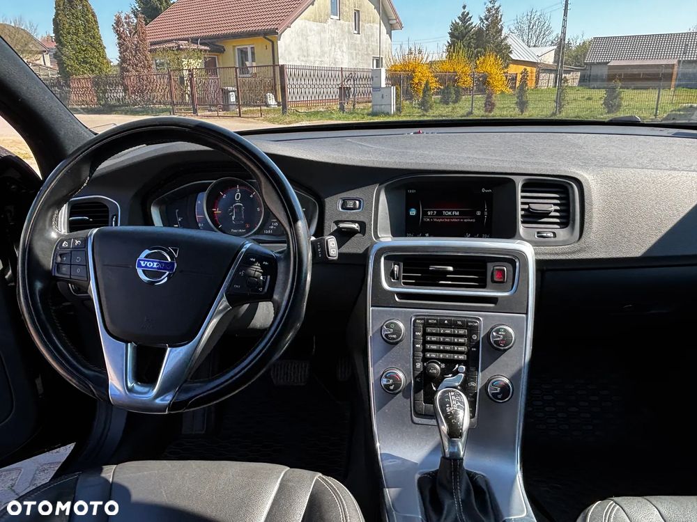 Volvo V60 D3 Geartronic Linje Svart - 13