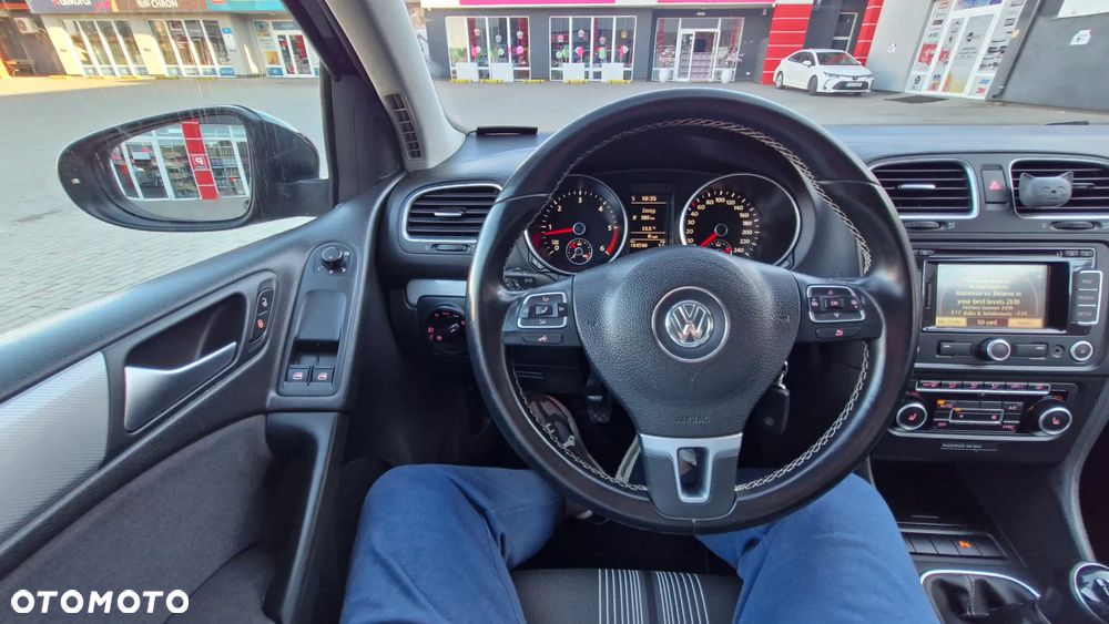 Volkswagen Golf 1.6 TDI DPF MATCH - 32