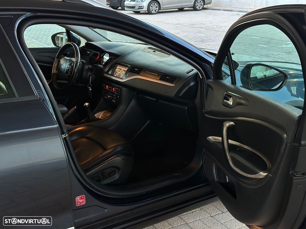 Citroën C5 Tourer 1.6 HDi Séduction - 8