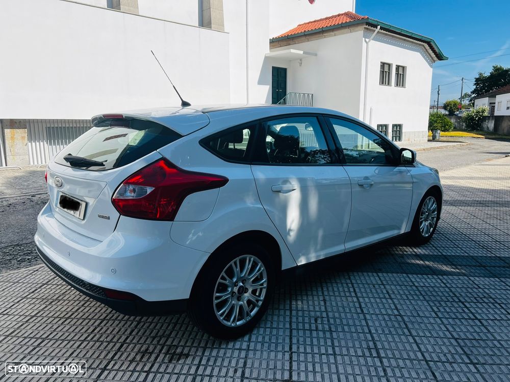 Ford Focus 1.0 SCTi Titanium - 3