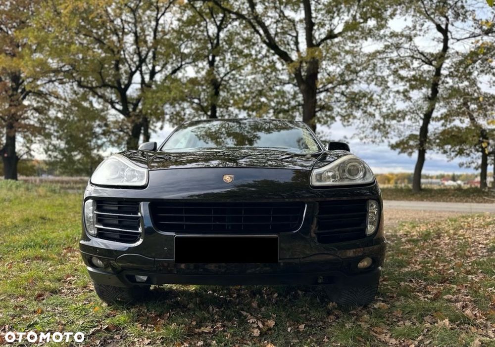 Porsche Cayenne - 2