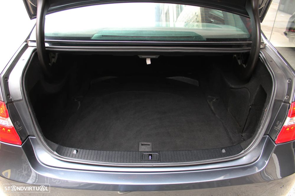 Mercedes-Benz E 350 CDI Avantgarde BlueEfficiency - 49