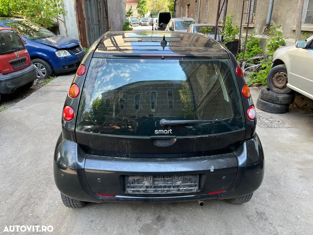 Dezmembrez Smart ForFour 2006 1,3 benzina negru - 5