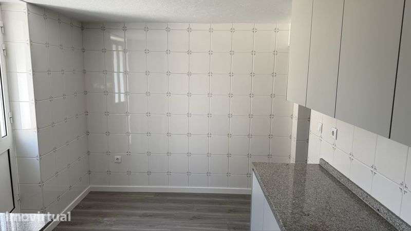 Moradia T2 para arrendamento - Grande imagem: 3/12