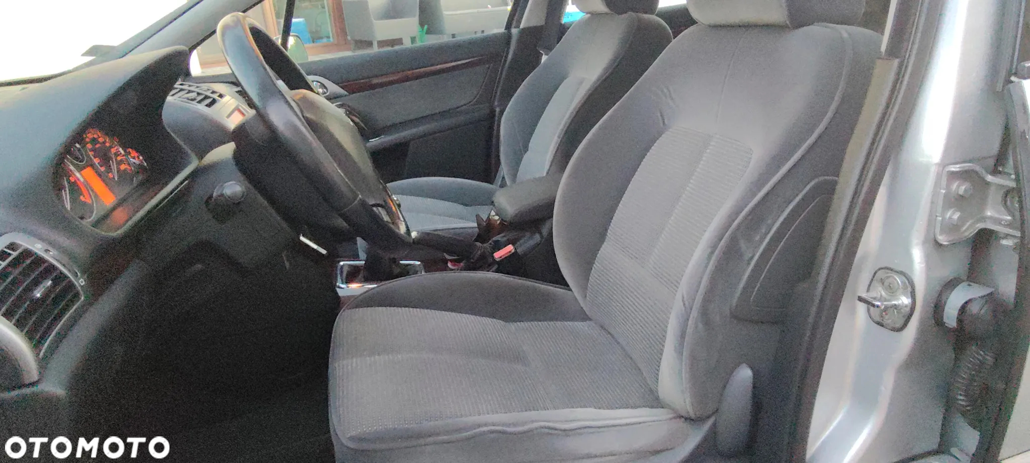 Peugeot 407 2.0 HDI Intense - 8