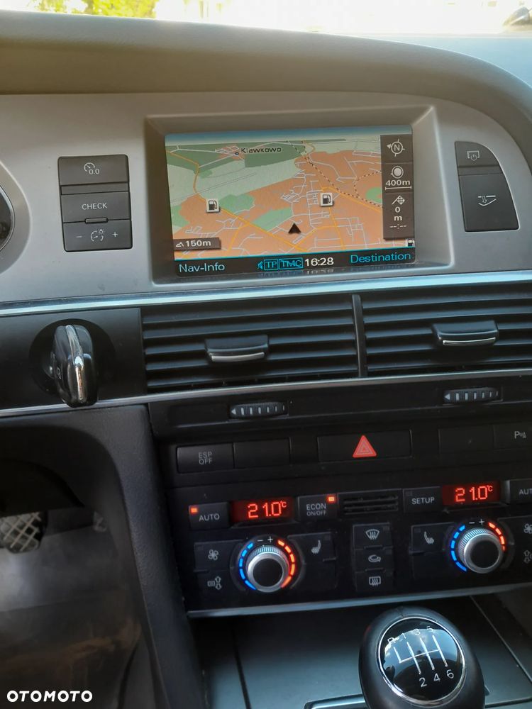 Audi A6 Limousine 2.4 - 6
