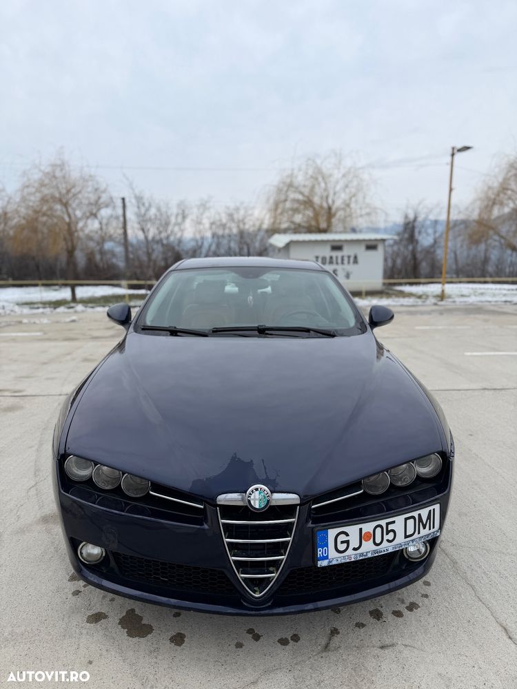 Alfa Romeo 159 2.4 Multijet Distinctive - 9