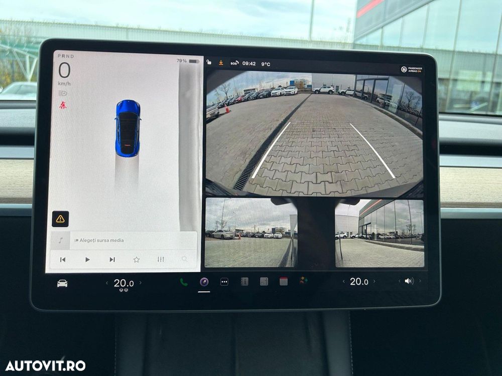 Tesla Model Y Long Range Dual Motor AWD - 22