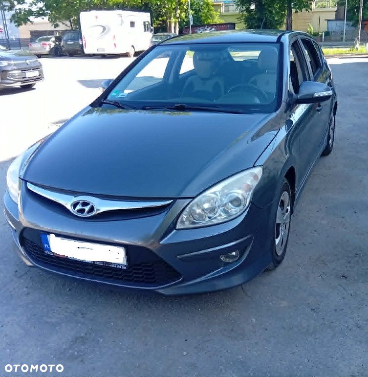 Hyundai i30 1.6 CRDi Classic + - 1