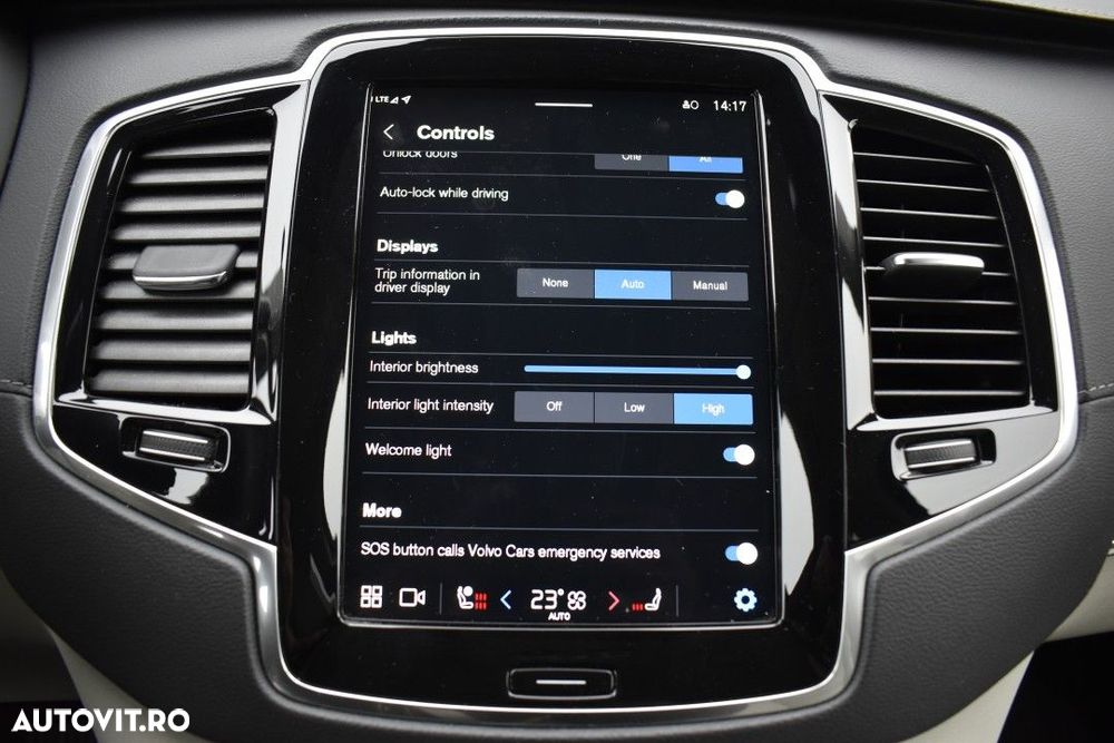Volvo XC 90 - 27