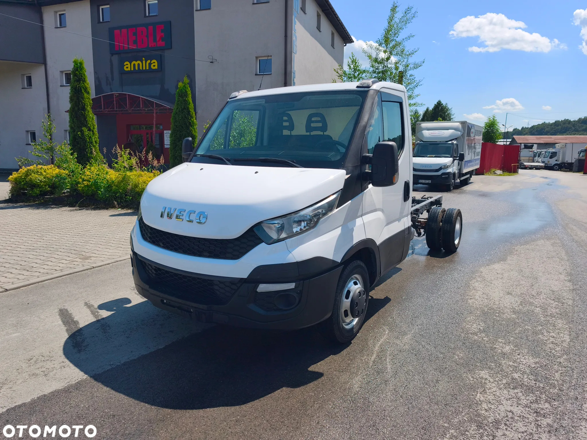 Iveco DAILY 35c14 2.3 hpi rama do zabudowy, 3,75 rozstaw - 2