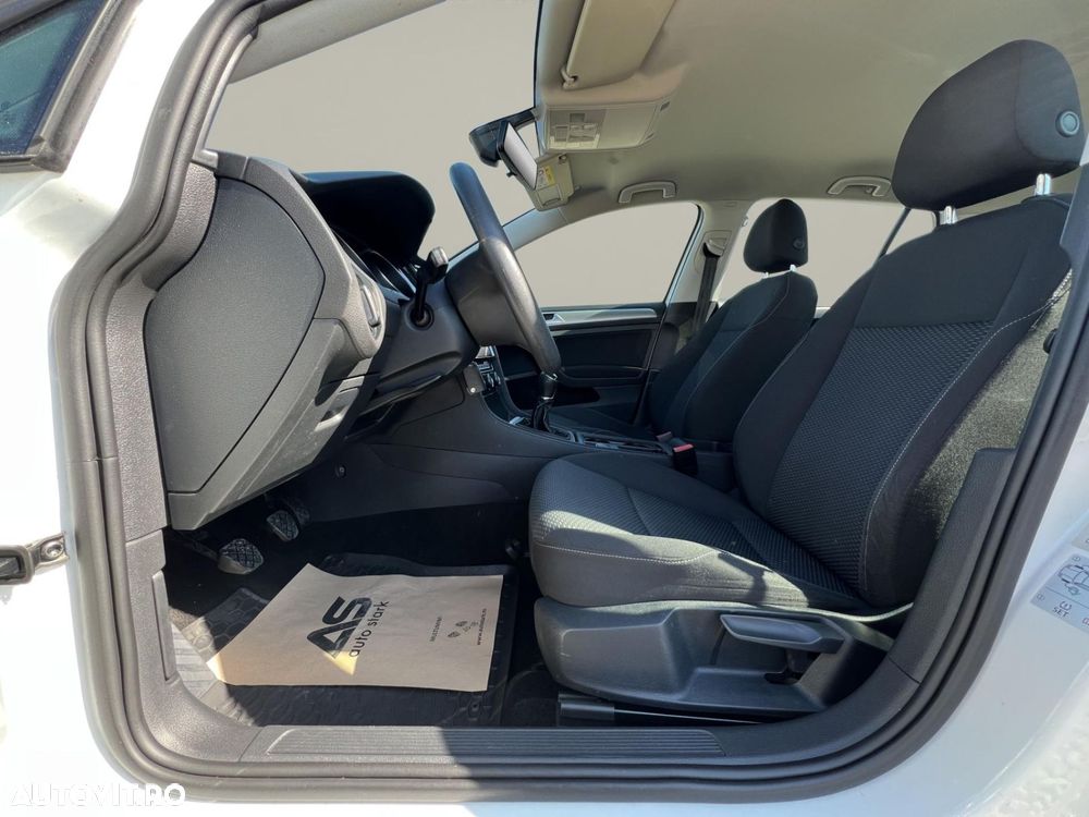 VOLKSWAGEN Golf 2020 — imagine 14