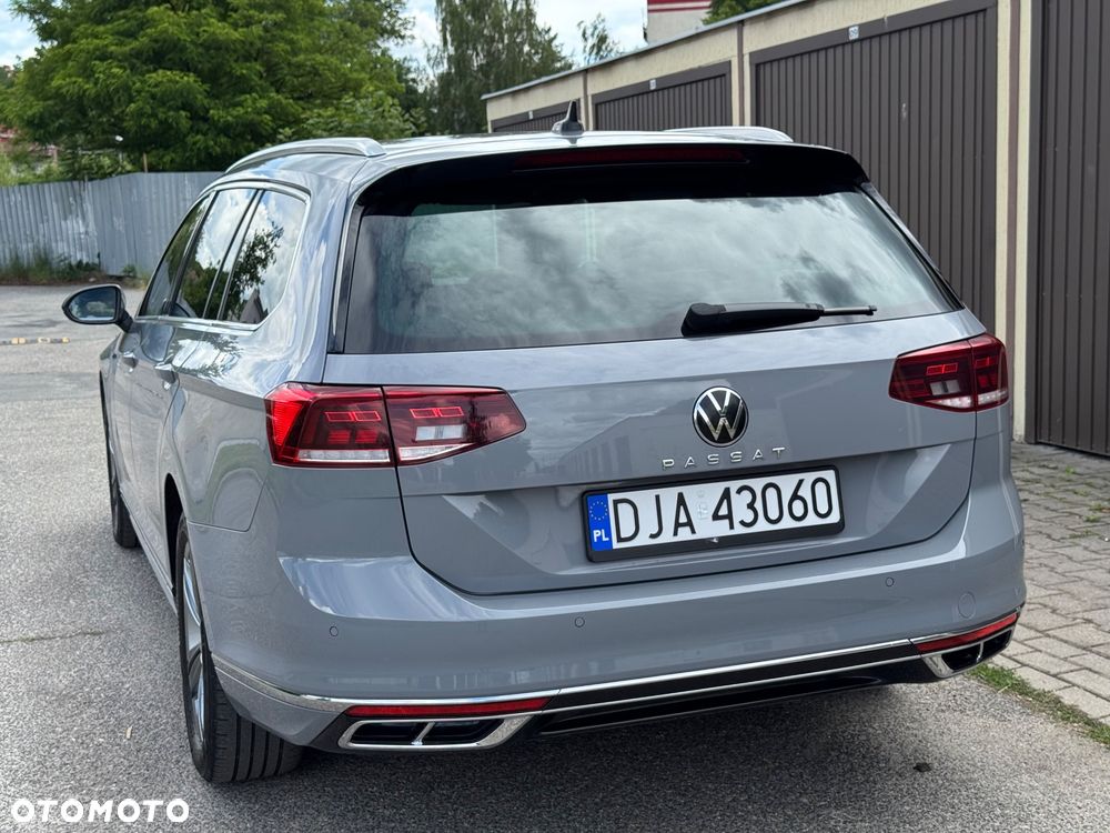 Volkswagen Passat Variant 2.0 TDI SCR Business - 17