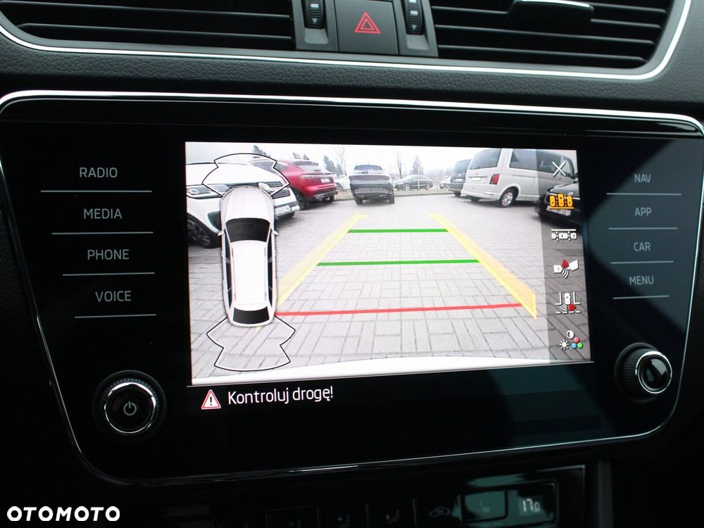 Skoda Superb 2.0 TSI Style DSG - 31