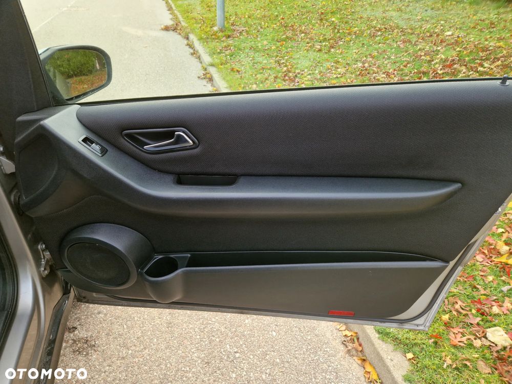 Mercedes-Benz Klasa A 170 Elegance - 14