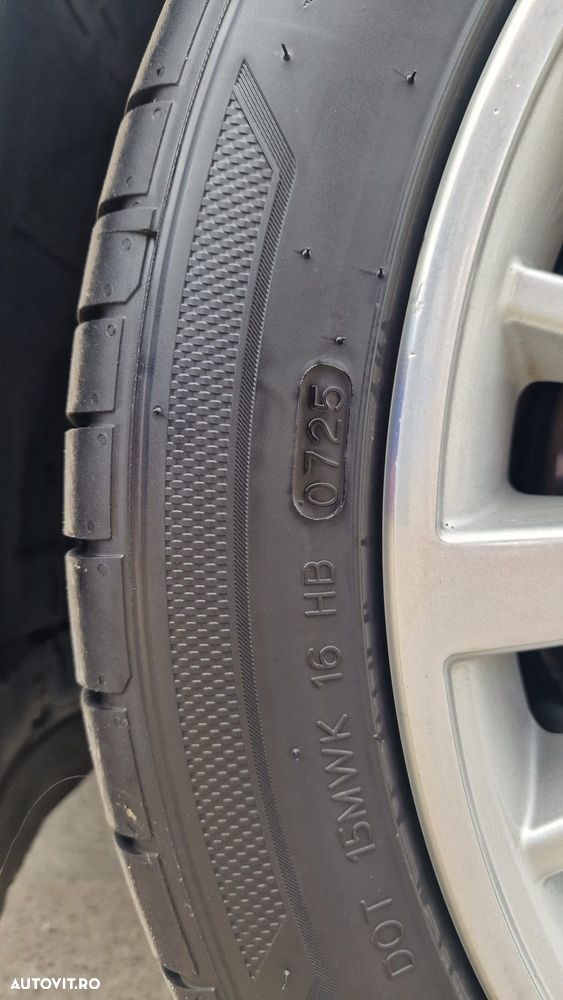 BMW Seria 3 320d Aut. Blue Performance Luxury Line - 34