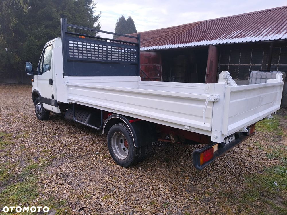 Iveco 35C12 - 7
