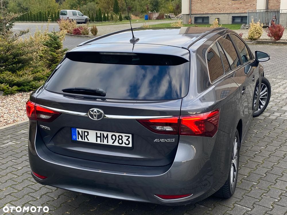 Toyota Avensis 2.0 D-4D Prestige - 10