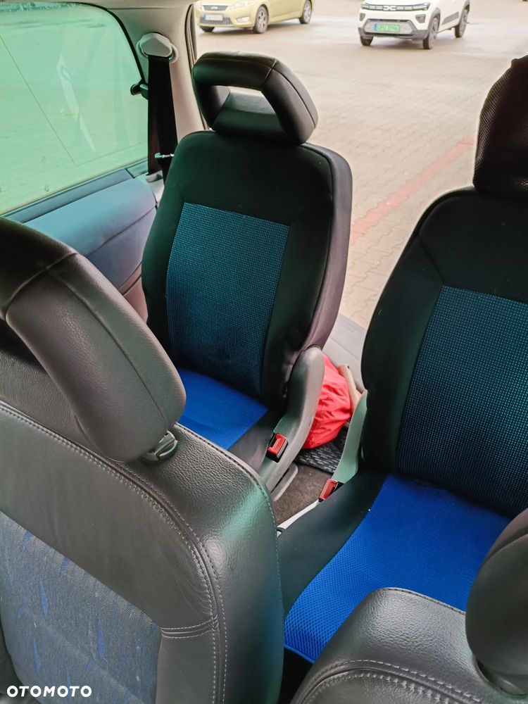 Ford Galaxy 1.9 TDI X - 8