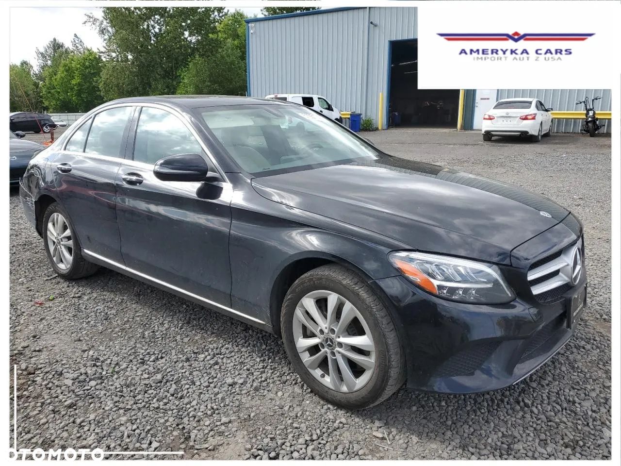 Mercedes-Benz Klasa C 300 9G-TRONIC - 1