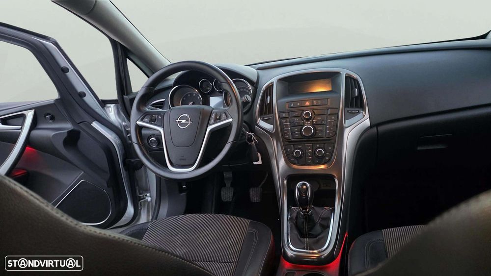 Opel Astra 1.3 CDTI Cosmo - 17