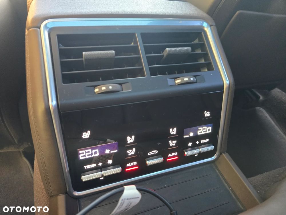 Porsche Panamera 4 - 15