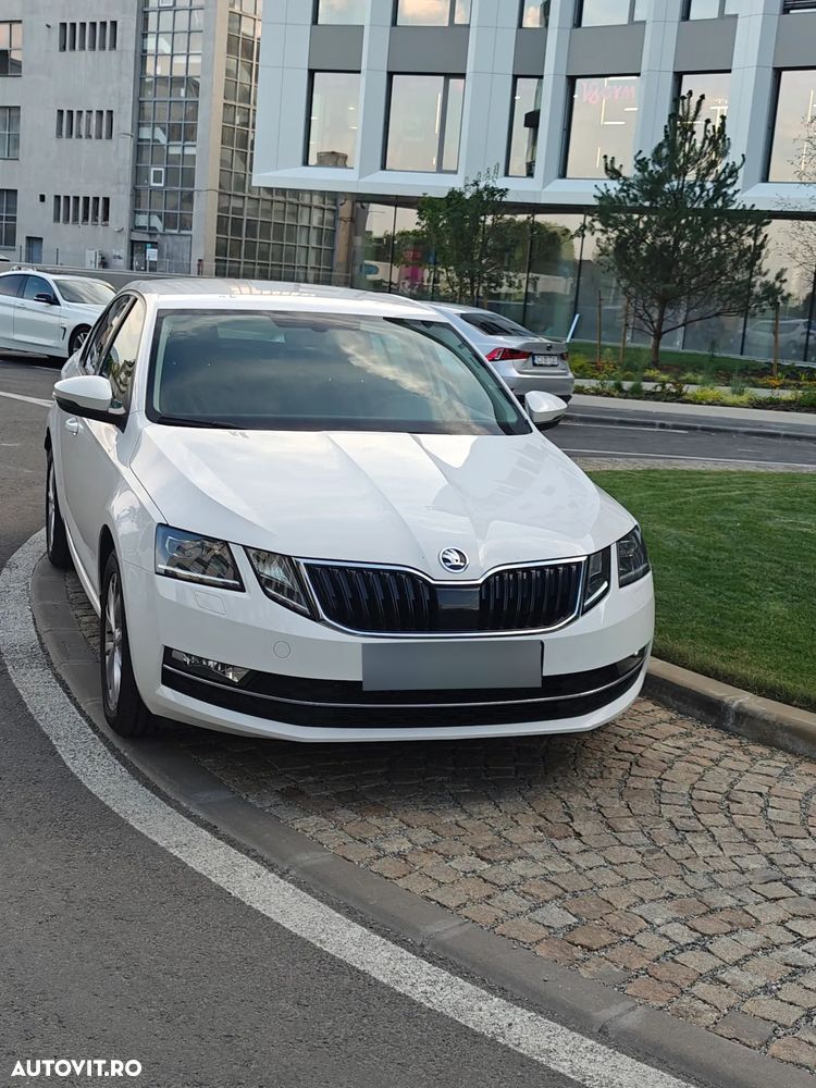 Skoda Octavia 2.0 TDI 4X4 DSG Style - 1