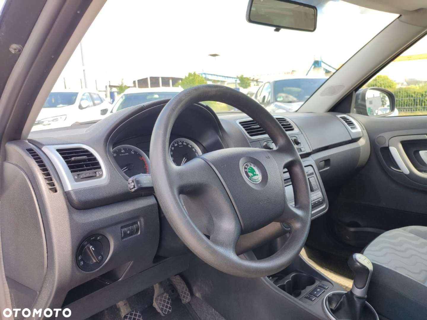 Skoda Fabia - 6