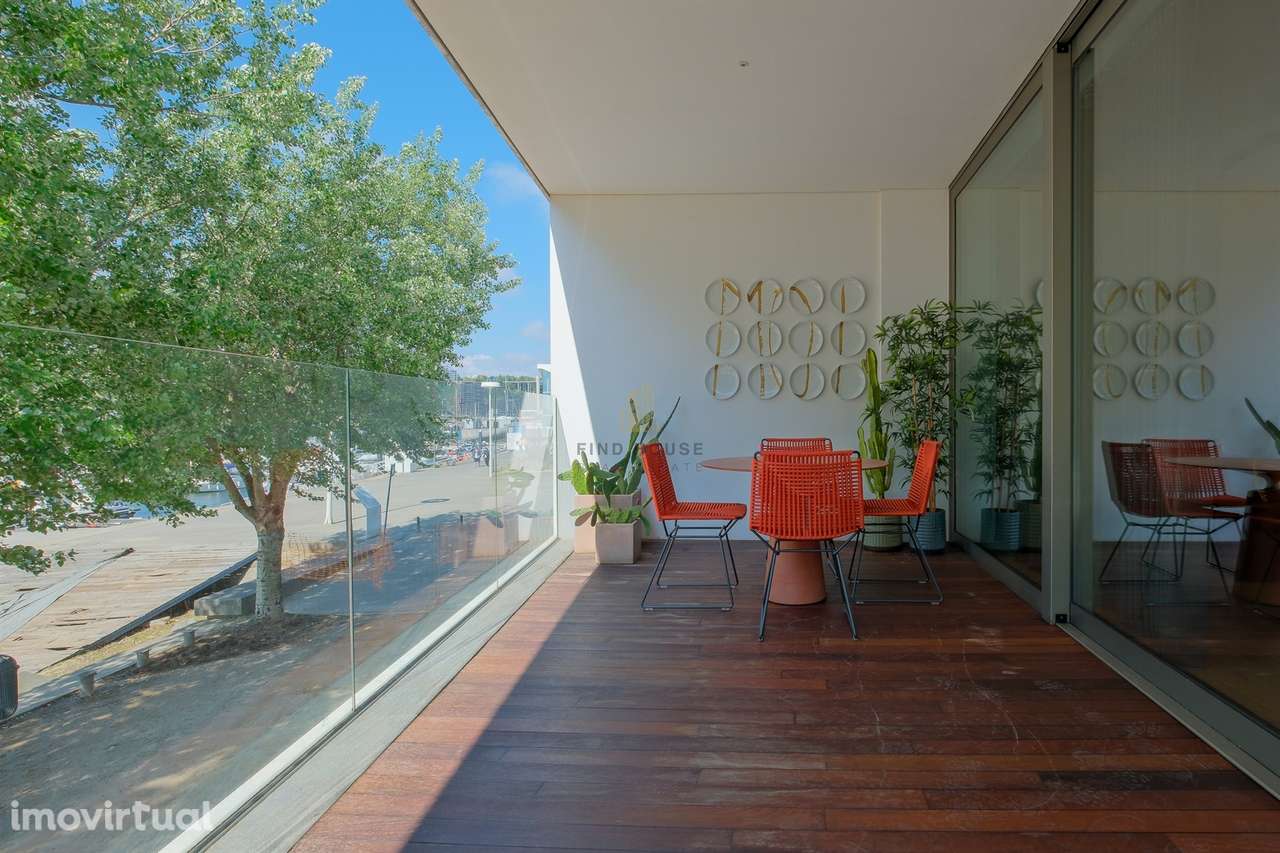 Arrenda-se T1 mobilado, com garagem e frente de Rio na Afurada, Vila N - Grande imagem: 3/46