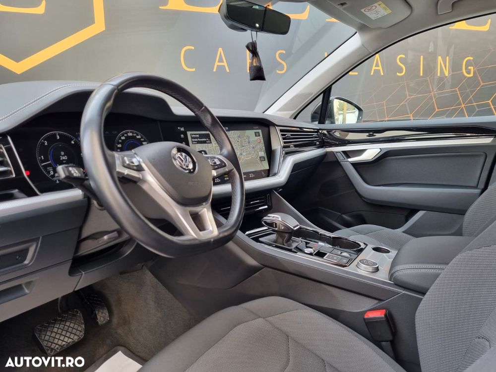 Volkswagen Touareg 3.0 V6 TDI SCR 4Motion Automatik - 17