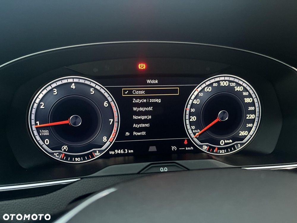 Volkswagen Passat 1.8 TSI BMT Highline - 17