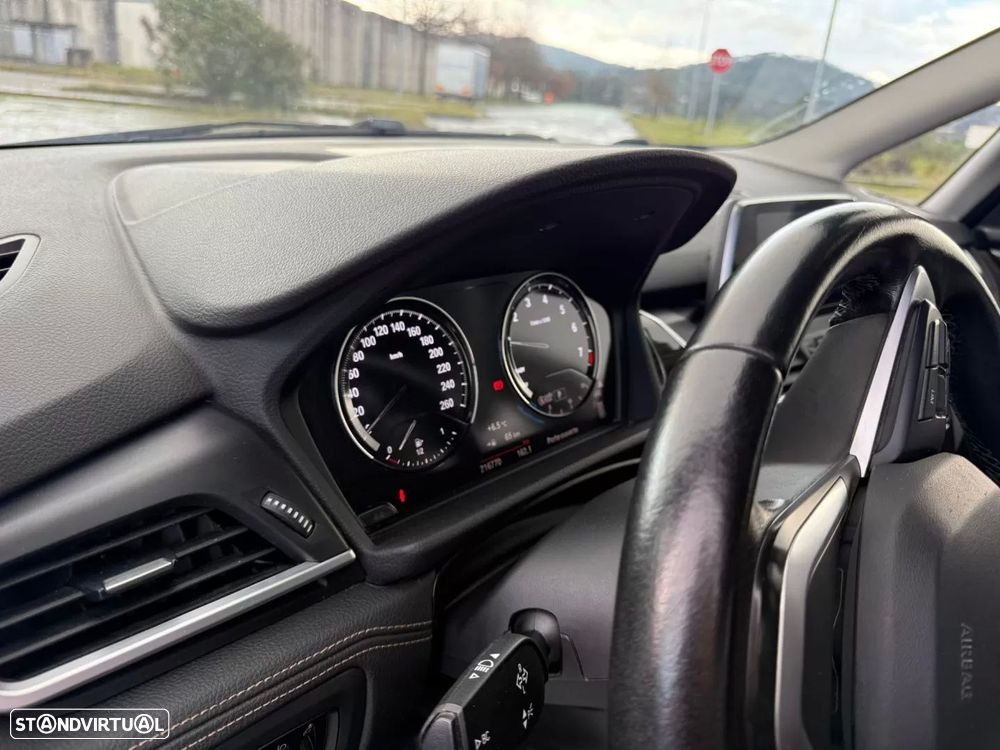 BMW 218 Active Tourer i Line Luxury Auto - 17