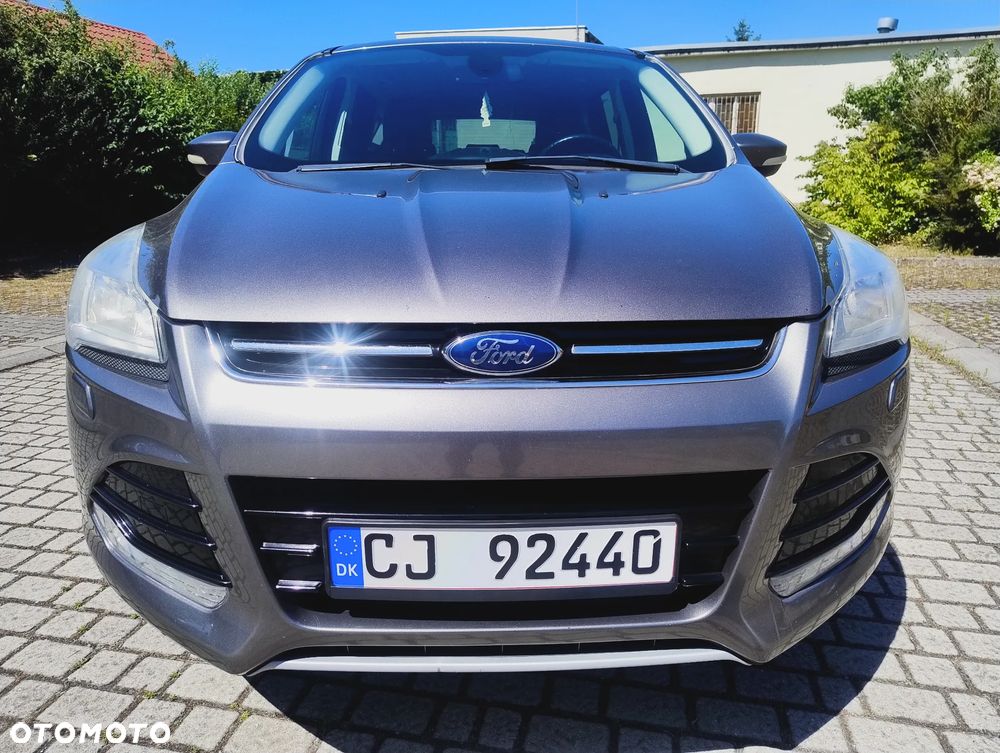 Ford Kuga 2.0 TDCi 2x4 Titanium - 8