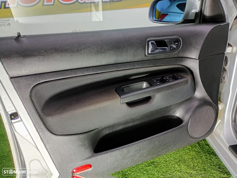 VW Golf Variant - 14