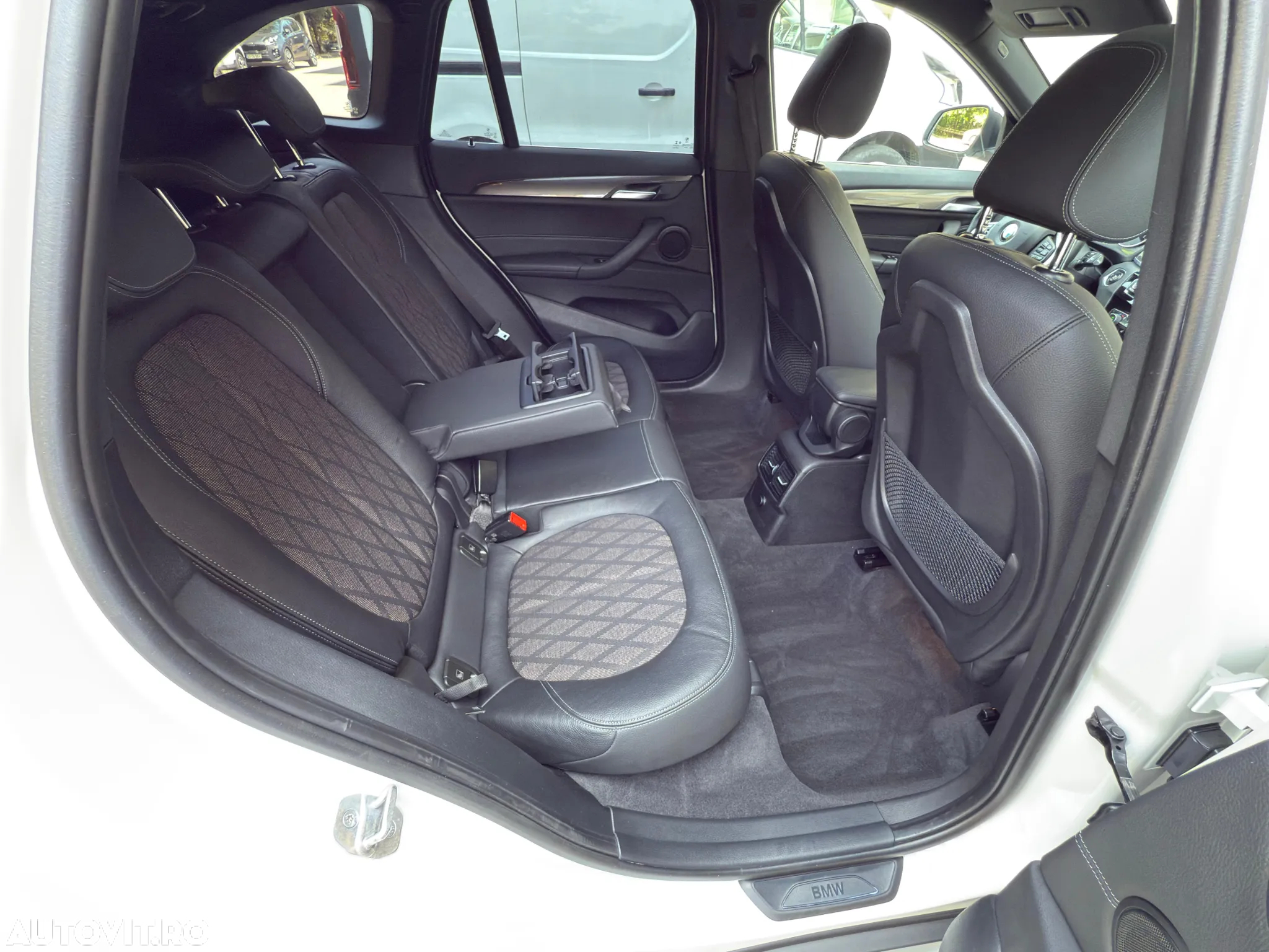 BMW X1 sDrive18d Aut. Advantage - 24