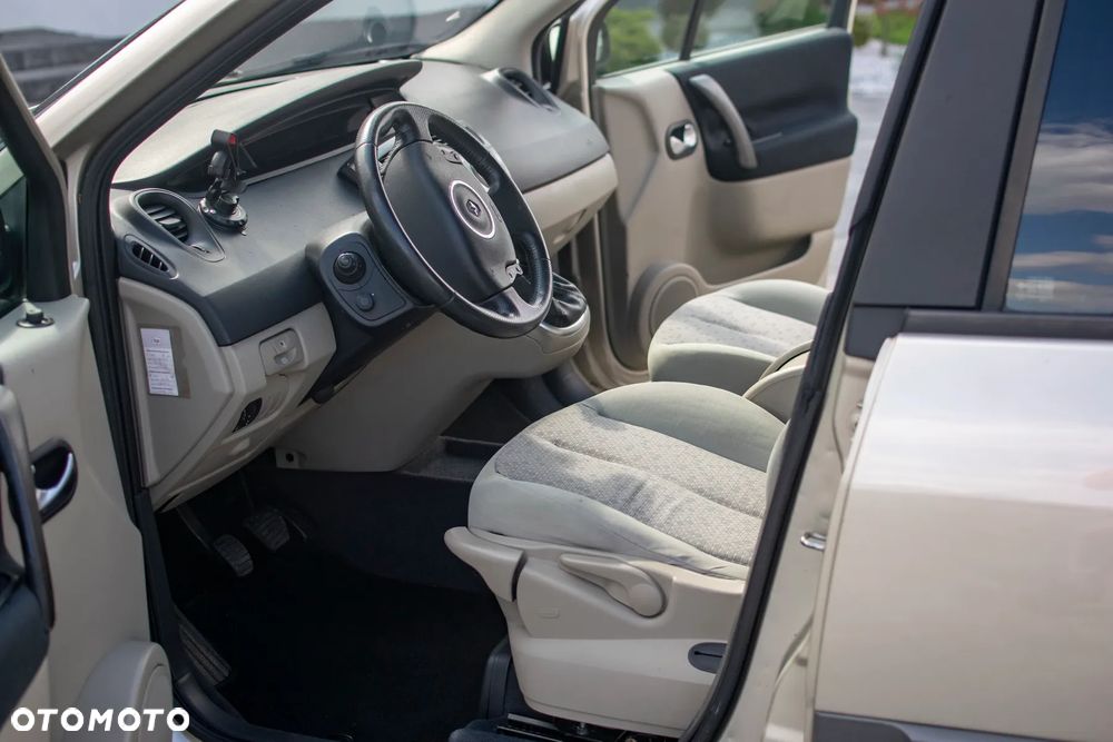 Renault Scenic - 39