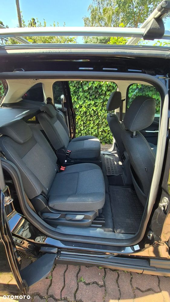 Ford C-MAX - 10