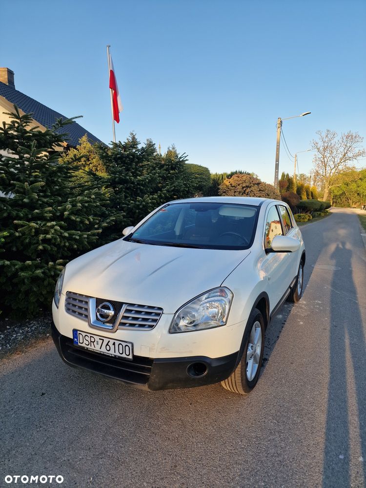 Nissan Qashqai - 2