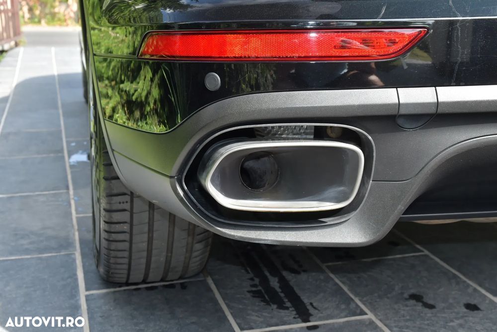 Porsche Cayenne - 7
