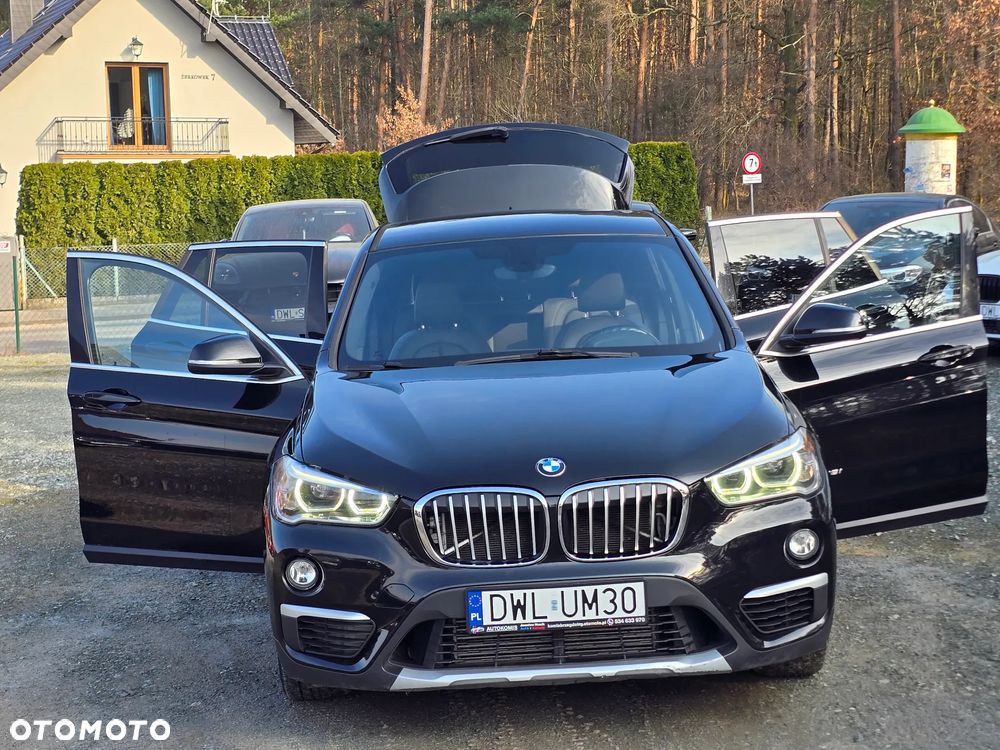 BMW X1 xDrive25i GPF xLine - 29