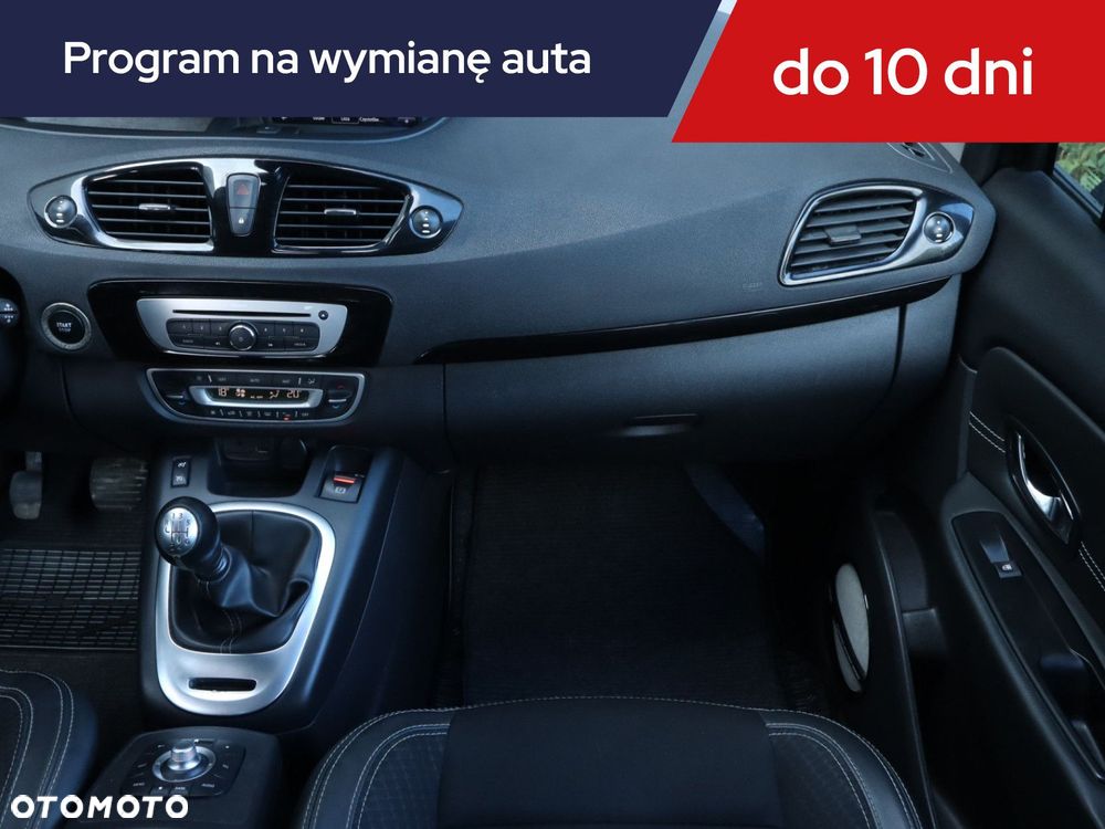 Renault Scenic - 10