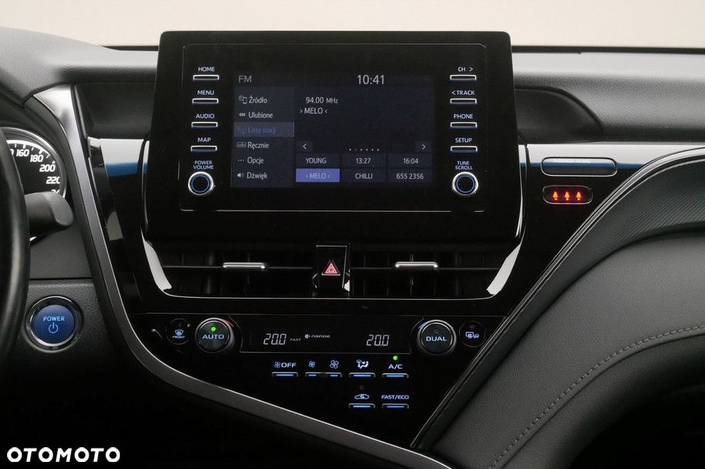 Toyota Camry 2.5 Hybrid Comfort CVT - 10