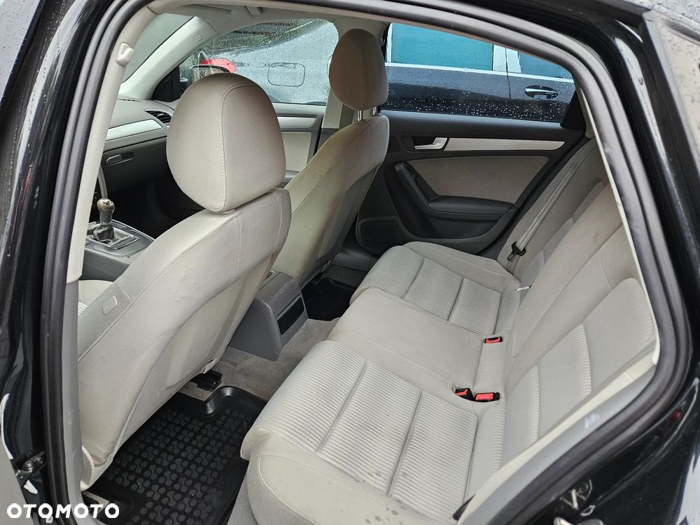 Audi A4 Avant - 27