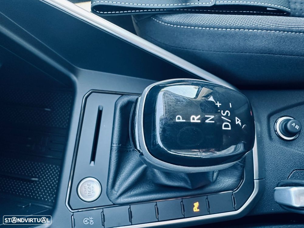 VW Taigo 1.0 TSI Urban DSG - 27