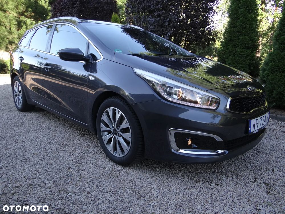 Kia Ceed 1.4 CVVT Dream-Team Edition - 3