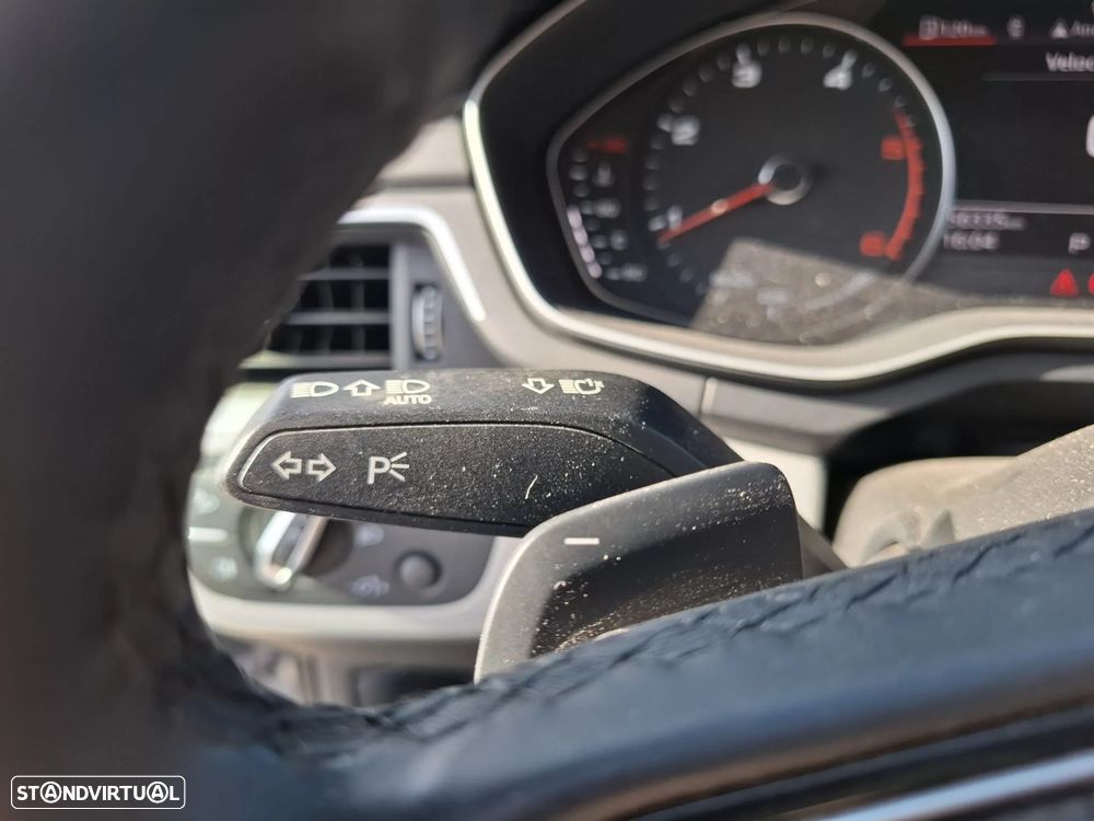 Audi A4 Avant 35 TDI S tronic - 33